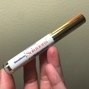 LipVolumizer - by SeneGence Never Opened